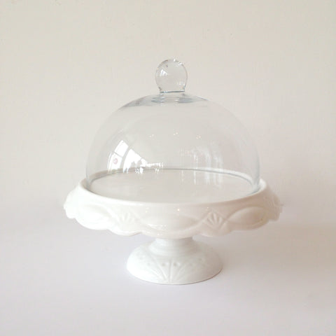 white cake stand with lid