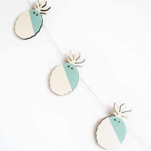 wooden pineapple garland