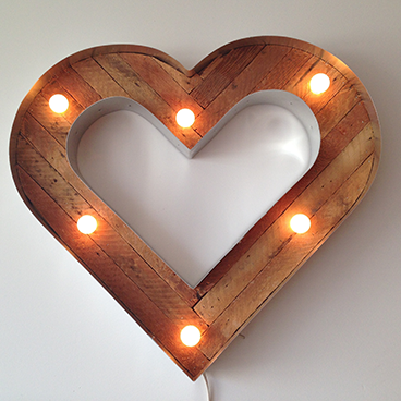 heart sign with bulbs